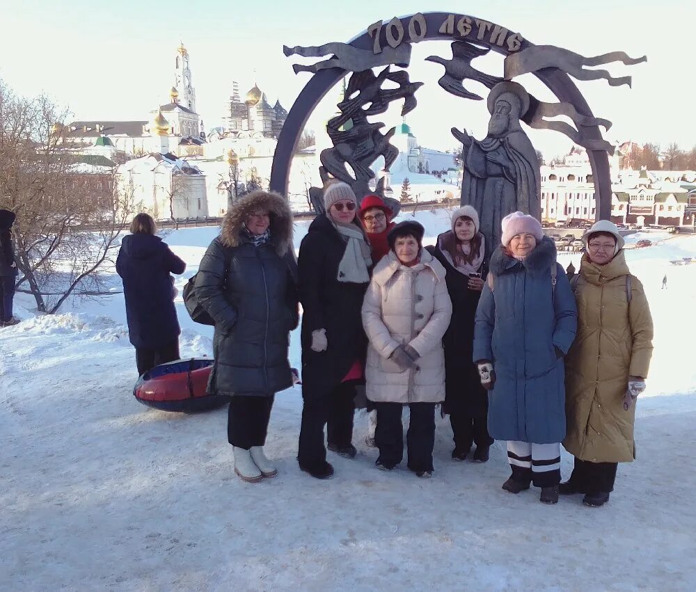 Экскурсовод сергиев посад. Экскурсовод сергиев посад. Антонюк сергиев посад. Экскурсовод сергиев посад. Семья глухмановых.