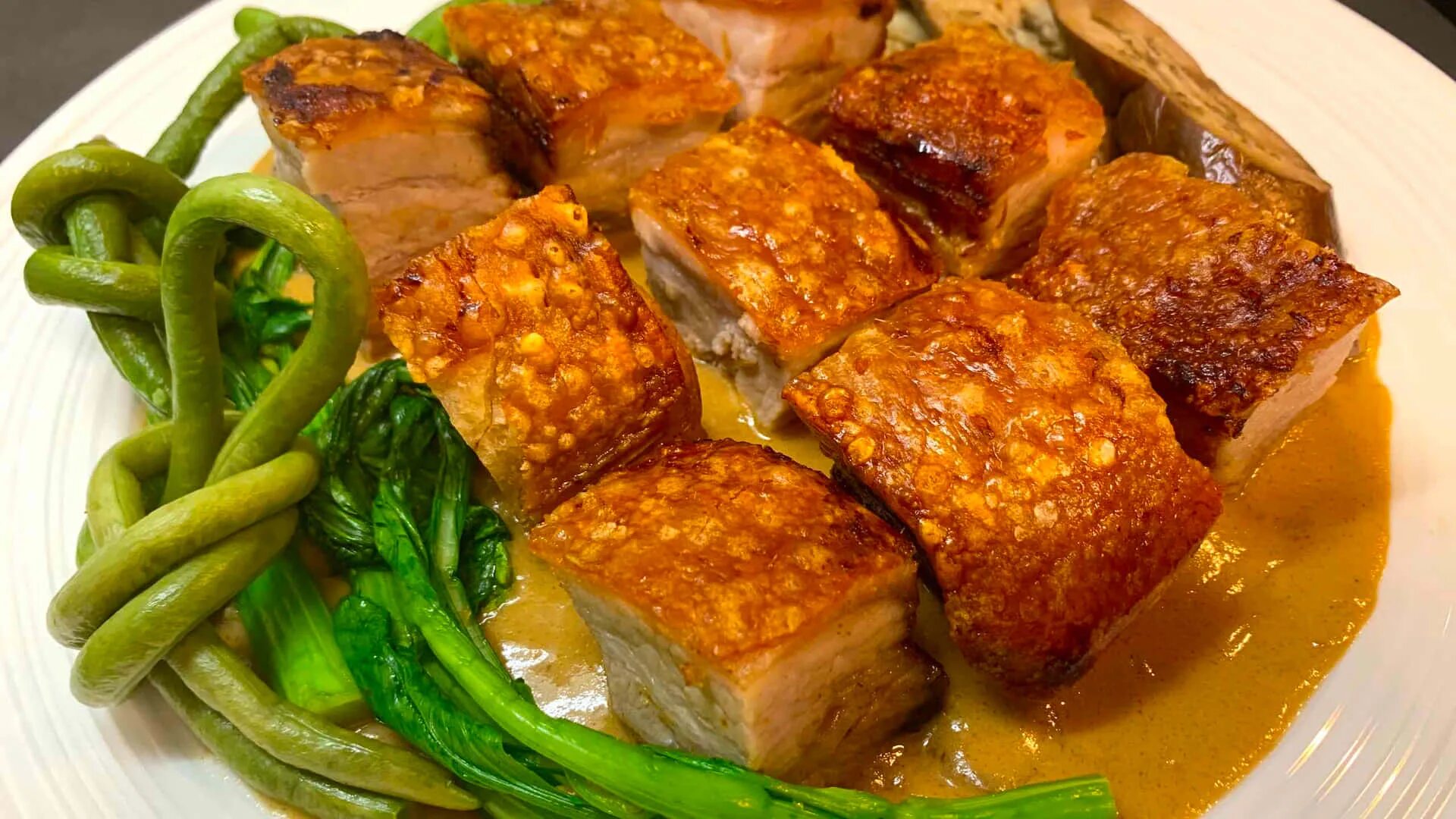 Wa kare kare. Crispy Pork belly Kare. Braised Pork belly and Eggs.