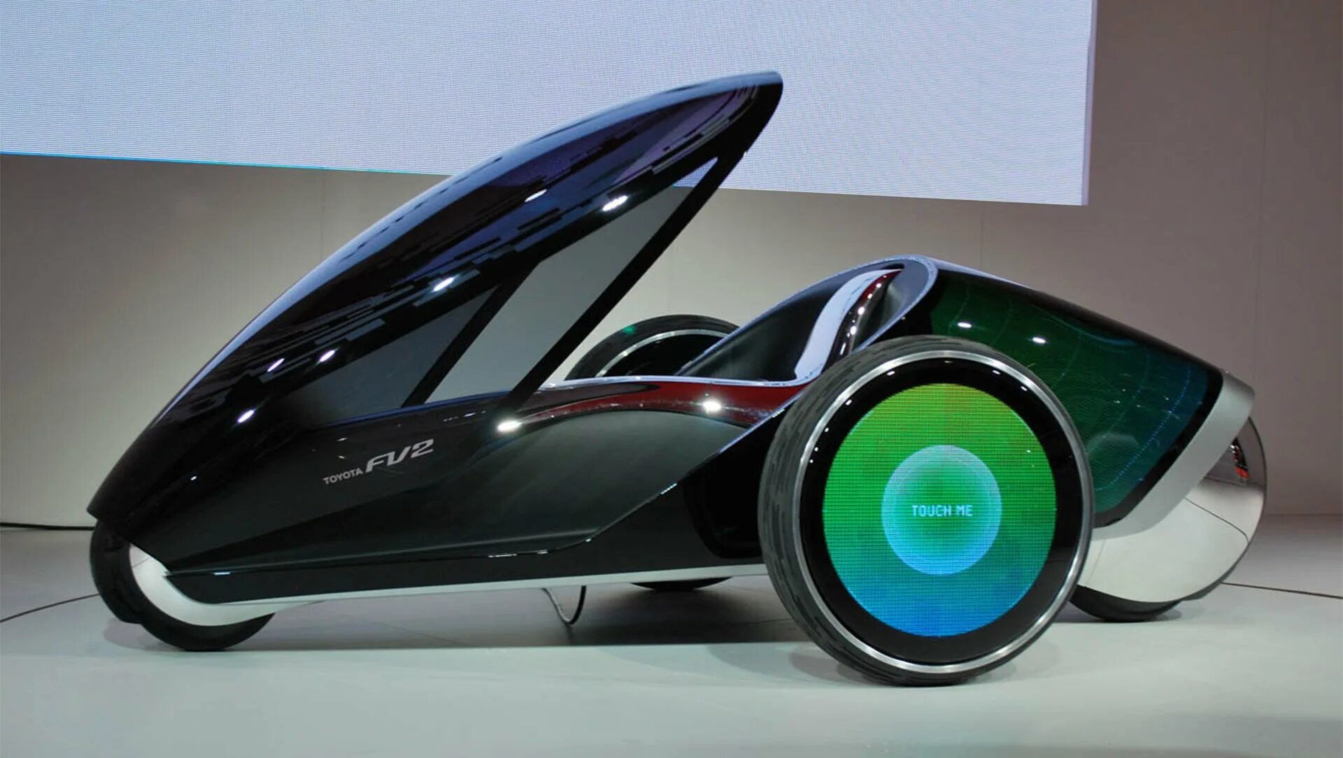Купить будущие. Тойота fv2. Концепт-кар Toyota fv2. BMW электромобиль футуризм. Автомобиль будущего.