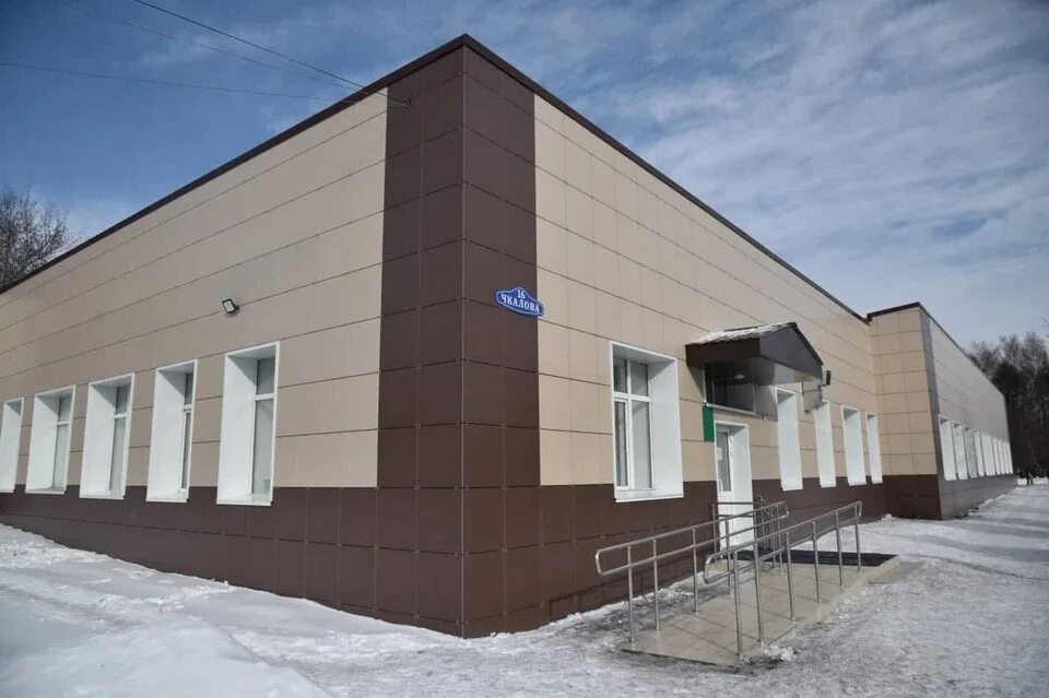 Ул ленина 36 г белово. Городская больница 1 белово. Красноуфимск больница црб. 1 городская белово. Спорт дом снаружи.