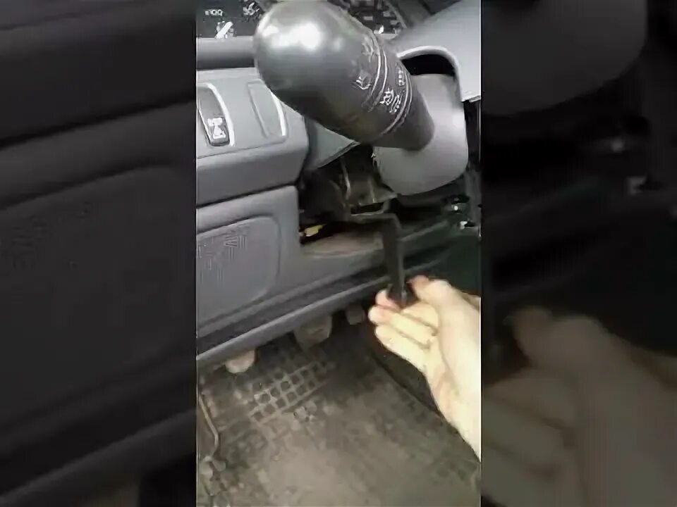 Как разблокировать руль на Рено Лагуна 2 YouTube
