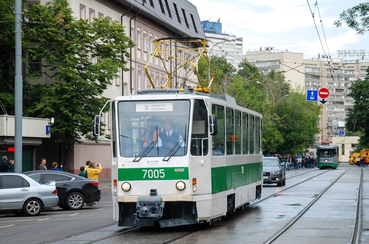 Трамвай 20 москва. Трамвай Татра т7. Трамвай Татра т7б5 Москва. Татра т7б5 Прага 0024. Трамвай 20 Челябинск.