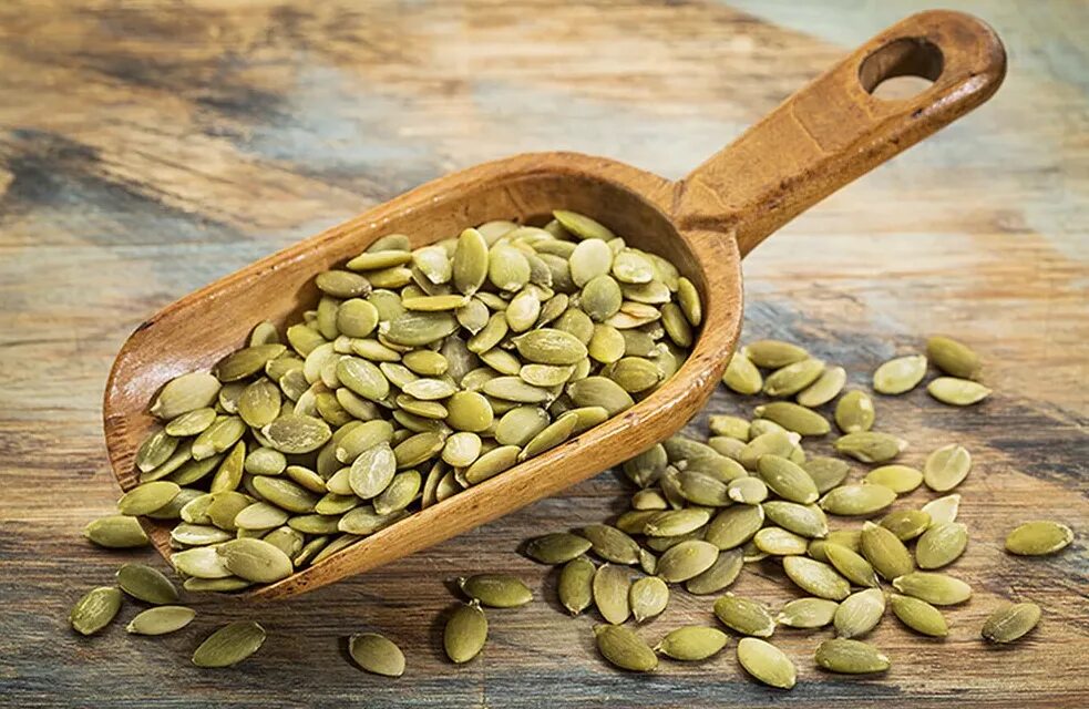 Почему горчат тыквенные семечки. Семена. Тыквенная семечка. Средство от полипов с тыквенными семечками. Почему горчат тыквенные семечки.