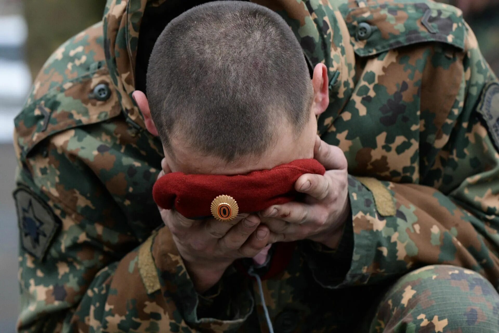 Получить военный. Краповики спецназа Витязь. Спецназ России Краповые береты. Спецназ Витязь краповый берет. Краповый берет СОБР.