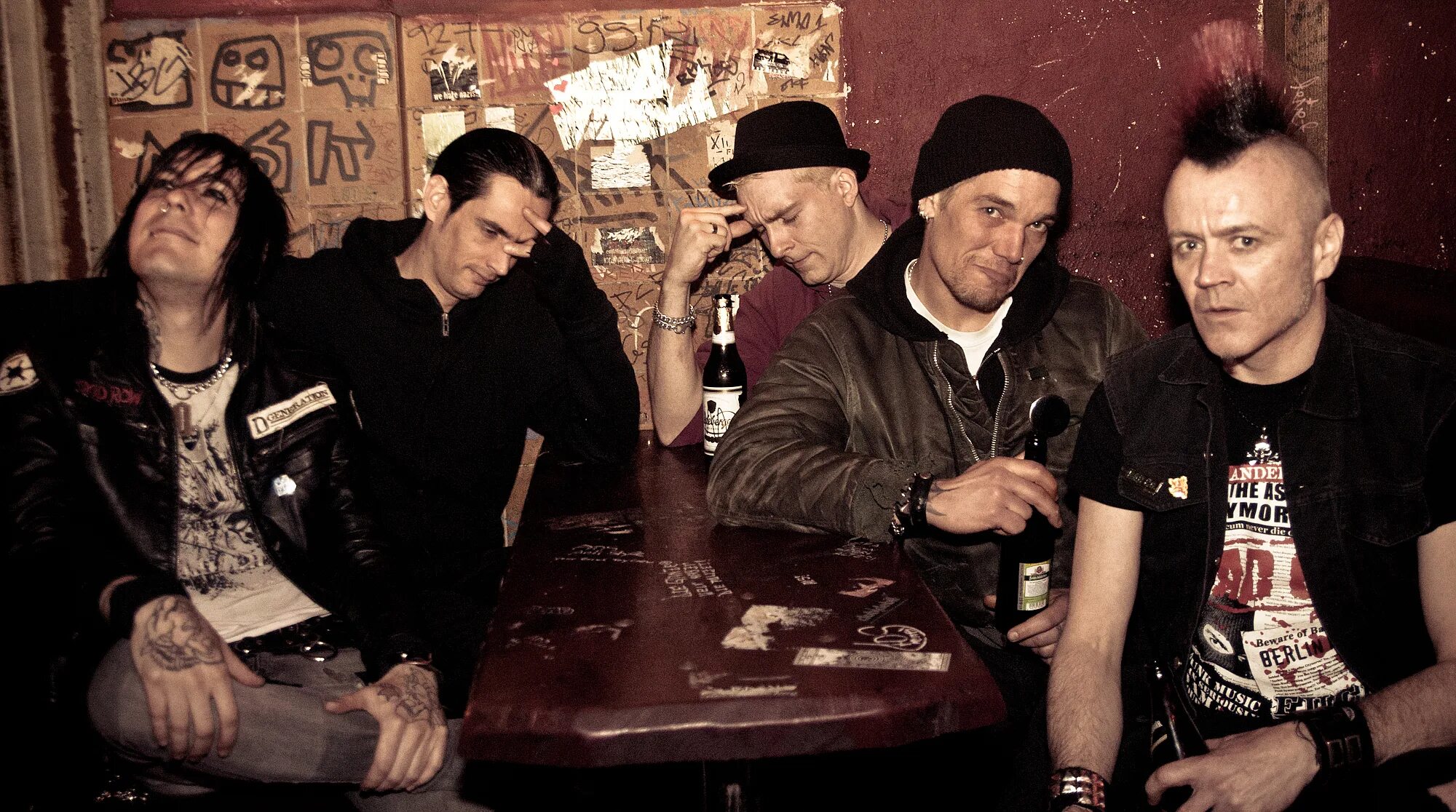 Project bad apple. Low on morale как поддержать. Bad project. Ruthlessness. Touhou project bad apple stable disfusion.