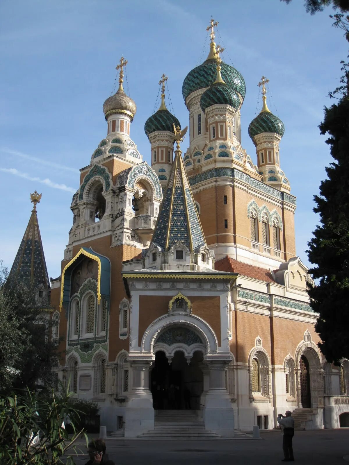 Православные храмы в Европе. Православие в Европе храмы. Russian Orthodox Cathedral nice. Русский прааославныйхрам в Европе. Православные храмы европы