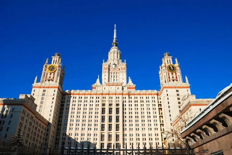 Посоветуйте вуз. Гранты школьникам. Посоветуйте вуз. Кгму аудитории. Башенная аудитория сибгму.