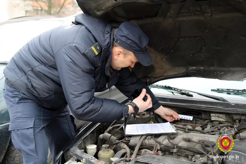 Экспертиза двигателя пермь. Криминалистическая экспертиза автомобиля. судебная экспертиза авто. криминалистика машина. судебная автотехническая экспертиза.