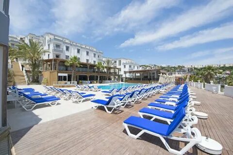 Holiday suites 4