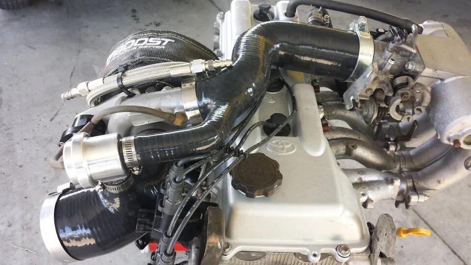 Двигатель 2tr fe масло. Toyota 3rz-fe 2.7. мотор 2,7 прадо. двигатель тойота прадо 3rz-fe. мотор прадо 2.7 3rz.