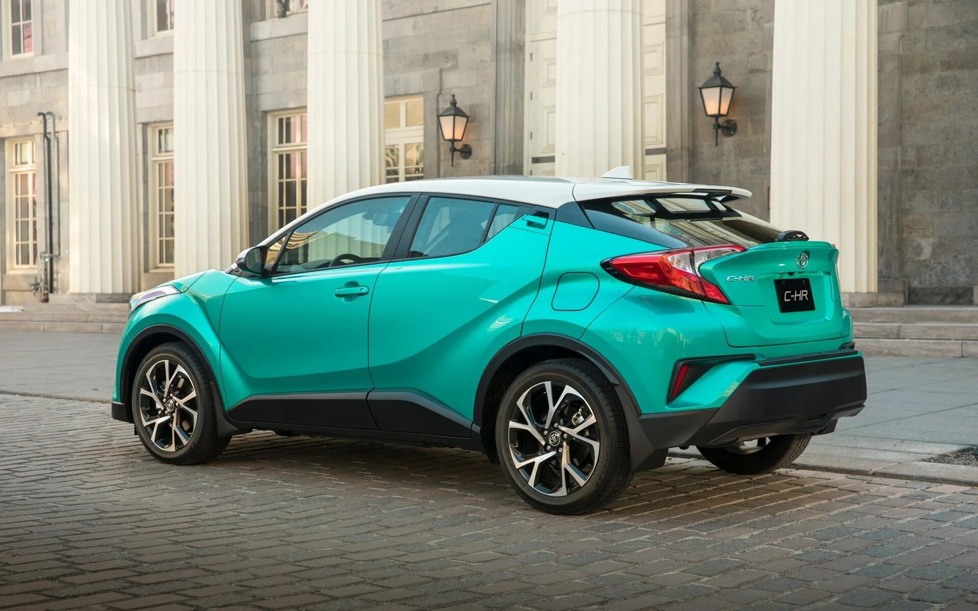 Toyota Chr 2017. Toyota c-HR 2018. Тойота Chr 2018. Тойота c-HR 2017. Купить toyota hr