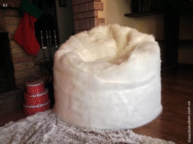 Меховой мешочек. Мех мешок. Меховые компью кресла фото. Меховая сумочка из норки. Женская сумка с мехом.