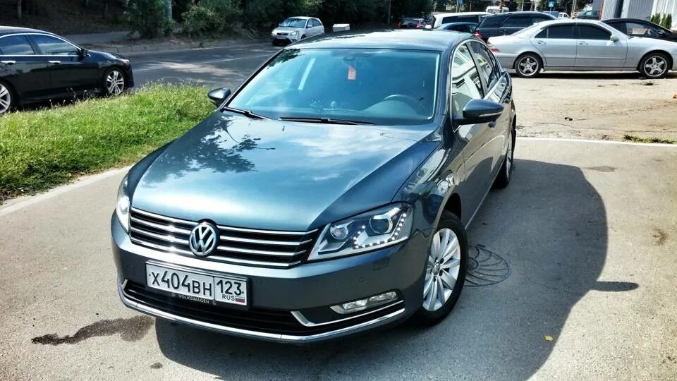 Купить пассат б6 1.8. Volkswagen Passat b7 1.8 TSI. Volkswagen Passat b7 1.8 TSI DSG. Volkswagen Passat 2011 1.8 TSI DSG. Passat TSI b7.