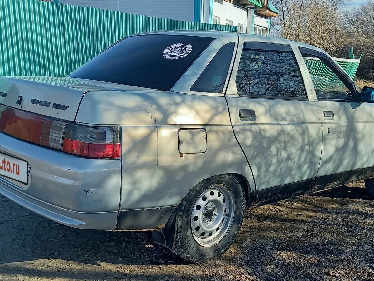 Купить б/у Lada (ВАЗ) 2110 бензин механика в Воронеже: серебристый 2011 седан 20