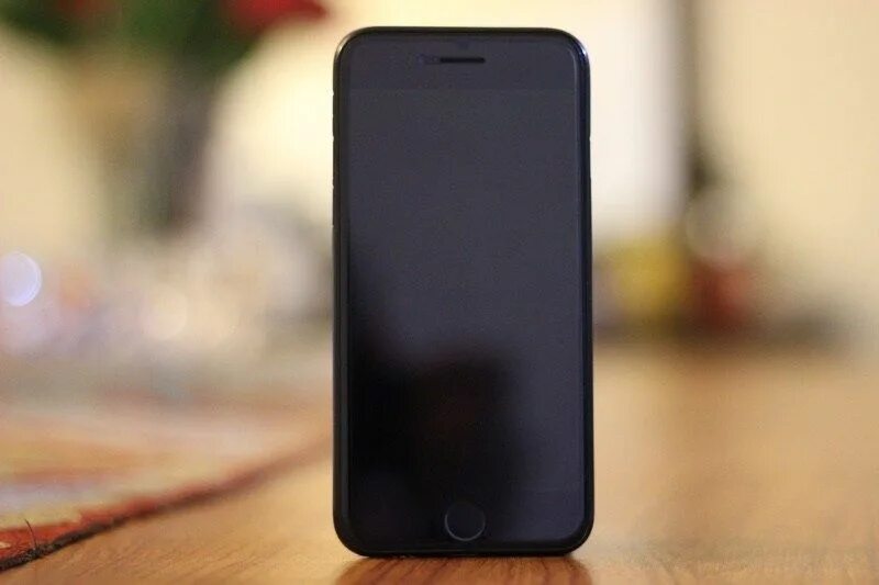 Айфон становится черный экран. Iphone 7 Black. Iphone 7 Screen. Iphone 8 Black Screen. Iphone 14 Plus черный.