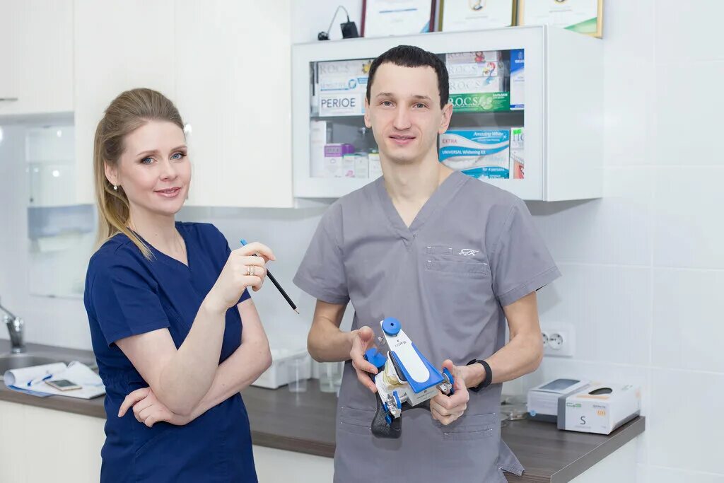 врачи клиники доктора романенко пятигорск. рабинович ольга филипповна. семейная стоматология на комендантском 8. клиника стоматологическая мечковских новосибирск. визитка клиники.