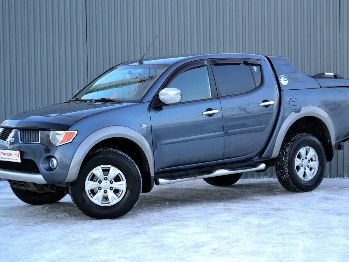 Пикапы mitsubishi l200. Митсубиси л200. Пикап Митсубиси л200. L 200 Mitsubishi l200. Митсубиси л200 200.