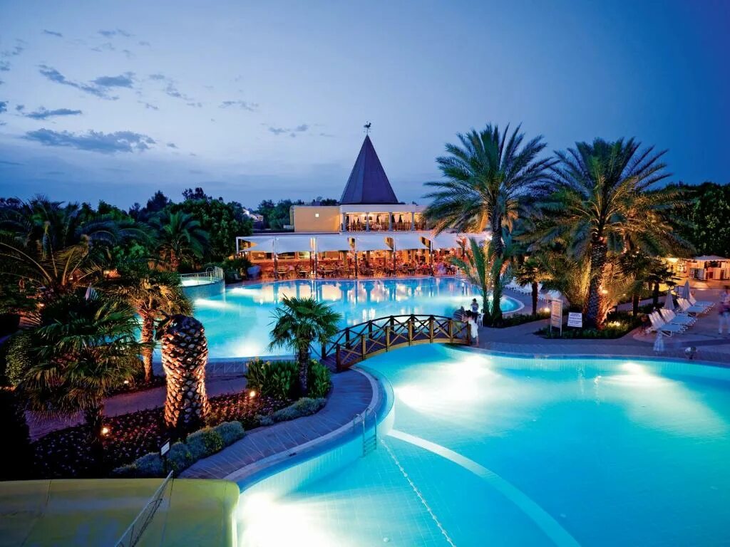 Asteria hotels. Asteria hotel 5 турция кемер. Кемер астерия резорт 5*. Астерия кемер чамьюва турция. Nirvana club belek.
