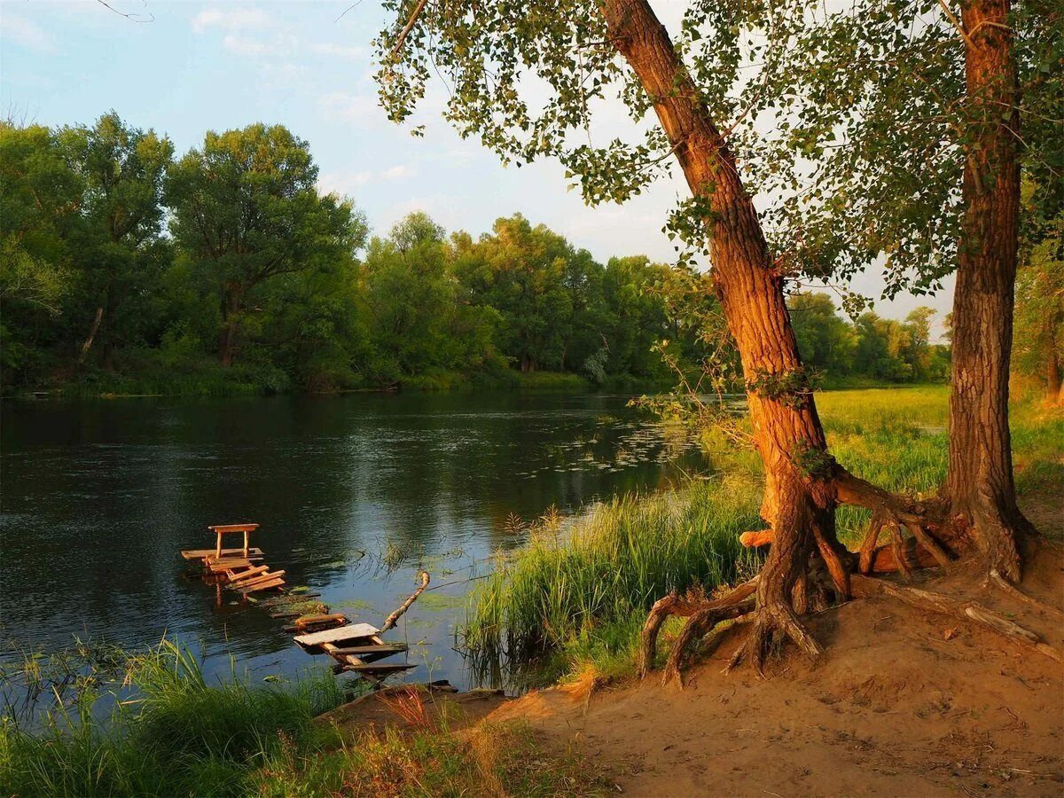 Оренбуржье места. Природа Оренбурга река Урал. Река Урал Орск. Речка в Орске на ори. Река Урал в Оренбургской области.