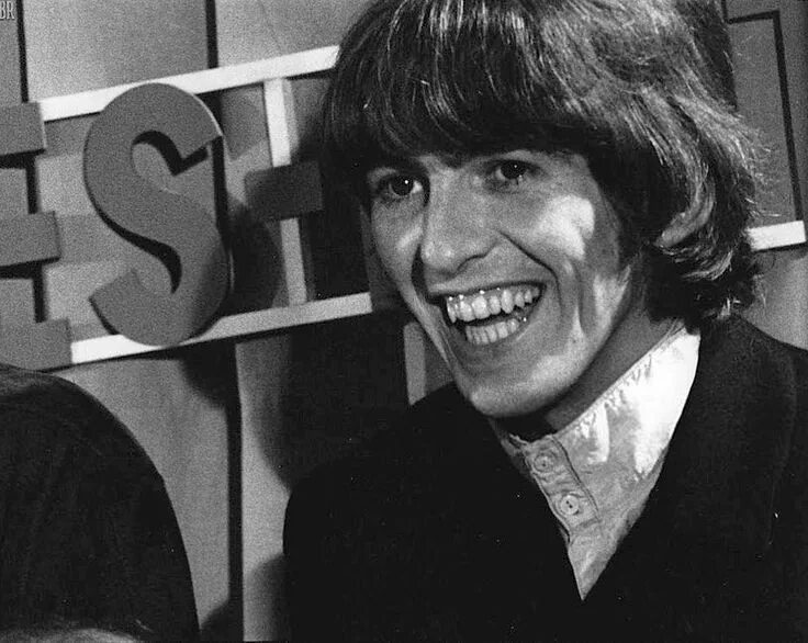The beatles 1966 live. Пол маккартни музыкант. George harrison 1966. Джон харрисон битлз. 1966 15 июня.
