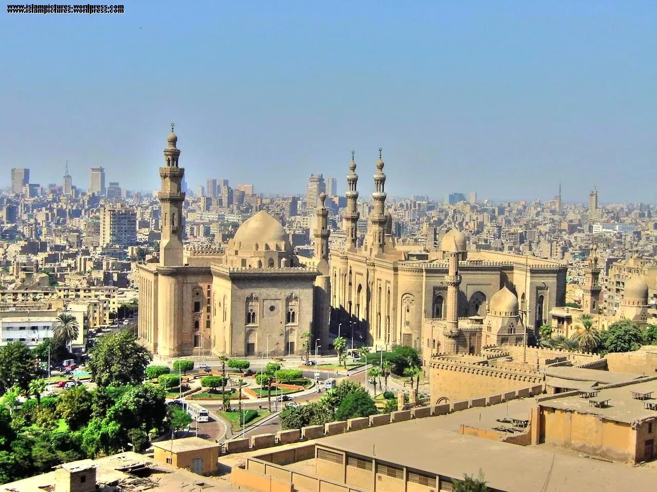 Северный каир. Каир столица Египта. Египет архитектура Каир. Египет Алжир Каир. Мечеть в Каире.