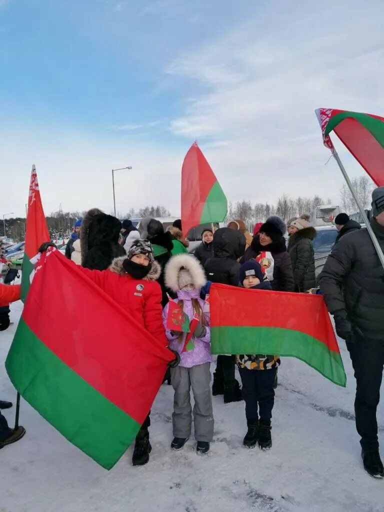 Полететь в беларусь. Единая Беларусь. За Беларусь. За кого Беларусь. Едем в Беларусь.