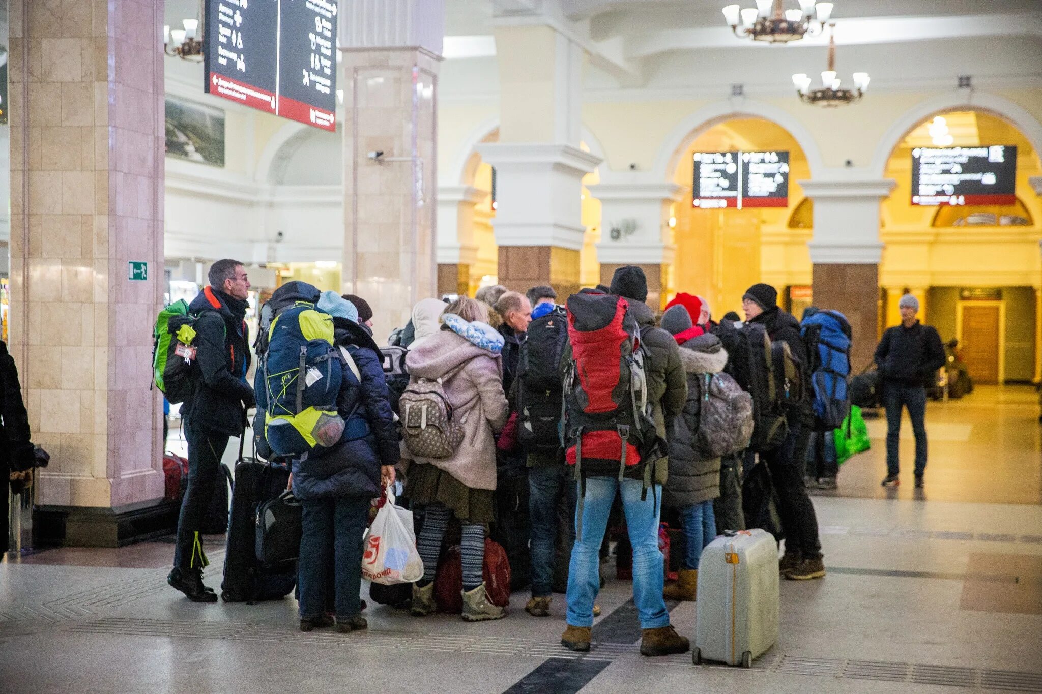 Зимний забег арт треил 2022 челябинск. Белый трейл нск. Блогер из новосибирска. Новосибирские новости блоггер. Якушевская блоггер.