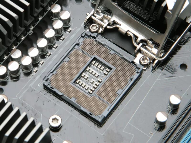 Как выбрать процессор под материнскую плату. Lga 1150 сокет. материнская плата сокет lga 1150. lga 1150 разъем. процессор cpu lga 1150 intel.