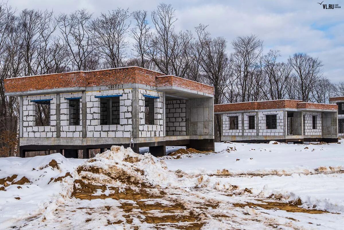 Полуостров Сапёрный. Академгородок остров русский. ЖСК остров Владивосток. Остров русский поселок мелководный 8.