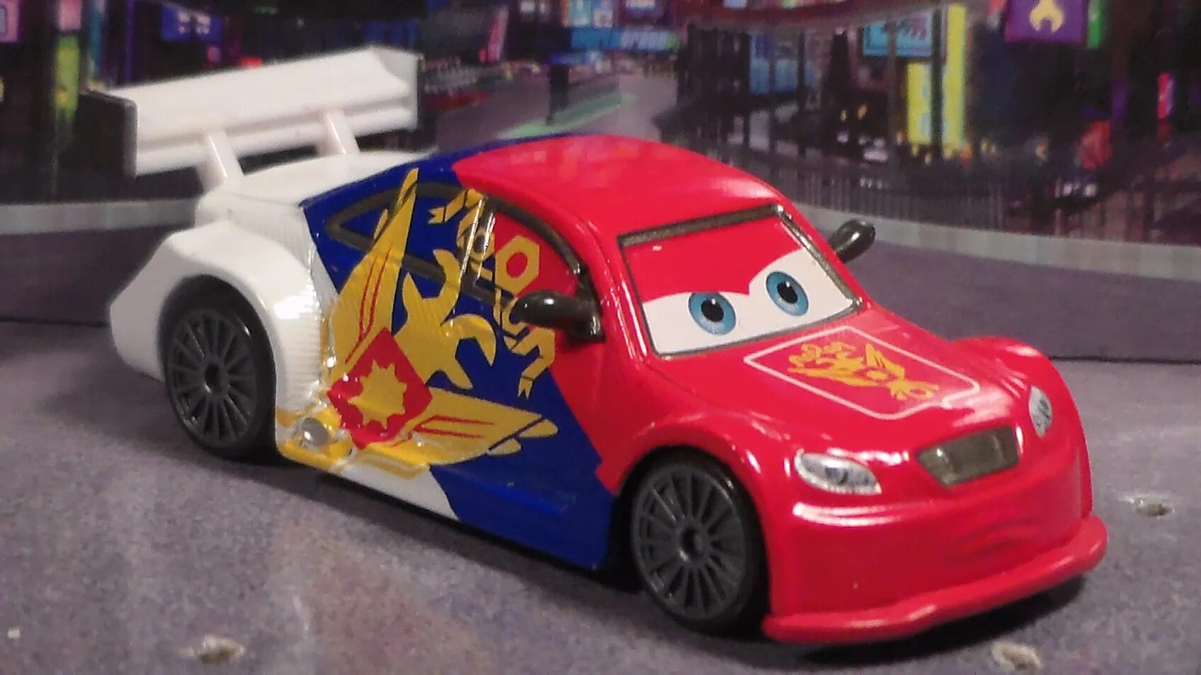 Автомобили в стиле мультфильма тачки. Тачки 2 - cars 2 (2011). Cars 2 russian car. Зил 112 тачки 2. Cars 2 russian car.