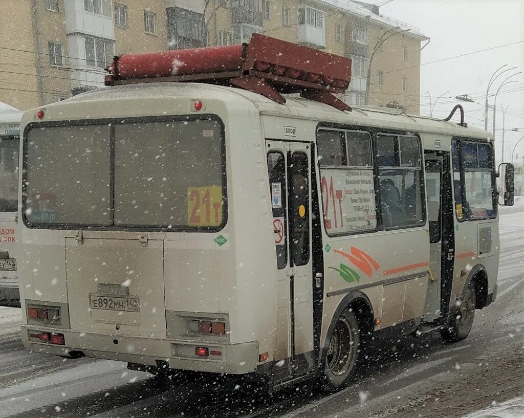 Инза автобусы. Автобус 440. Автобус голаз 52911. Отменили ли 440 автобус. Пригородные автобусы бор.