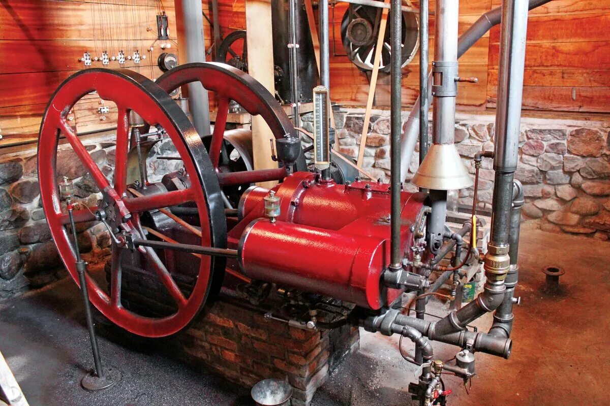 Идеальная паровая машина. Паровая машина Уатта. Паровой двигатель Ньюкамен Англия. Паровой двигатель 1880. Паровая машина 1772.