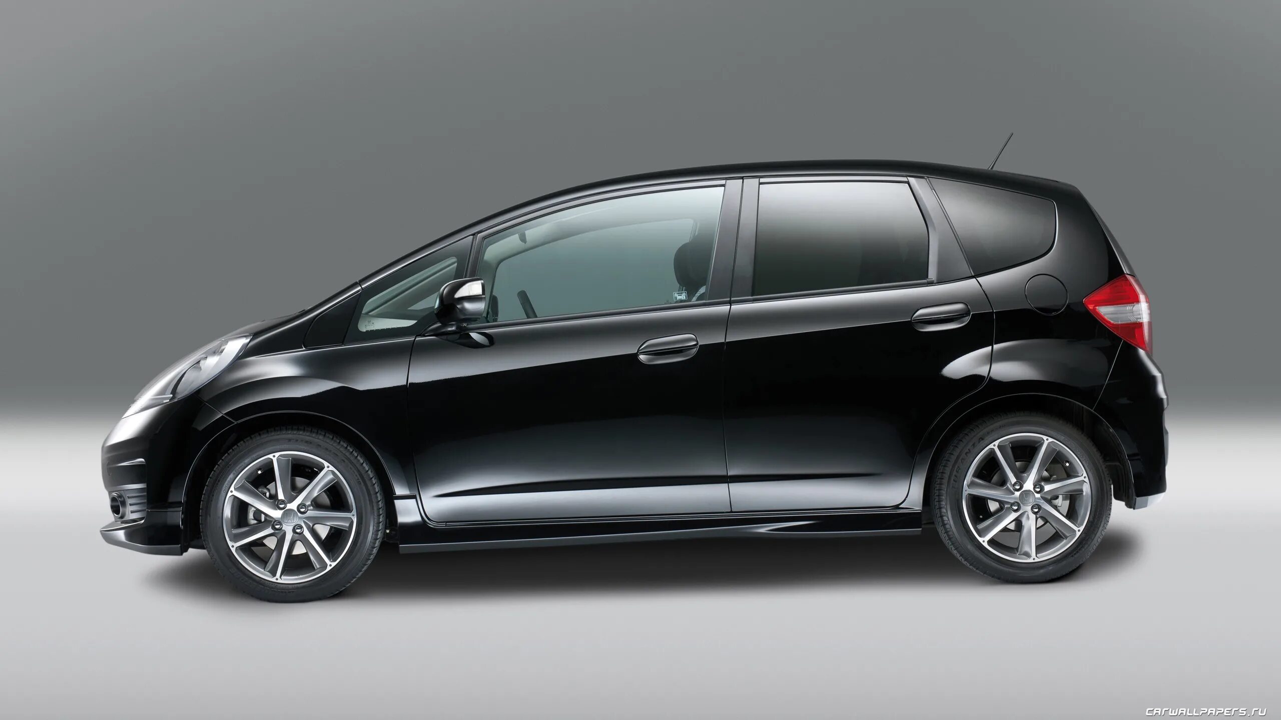 Хонда джаз 2005. Honda jazz 2. Джаз машина. Honda jazz 2009. Хонда фит гибрид 2014.