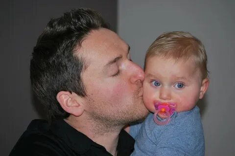 Kiss baby