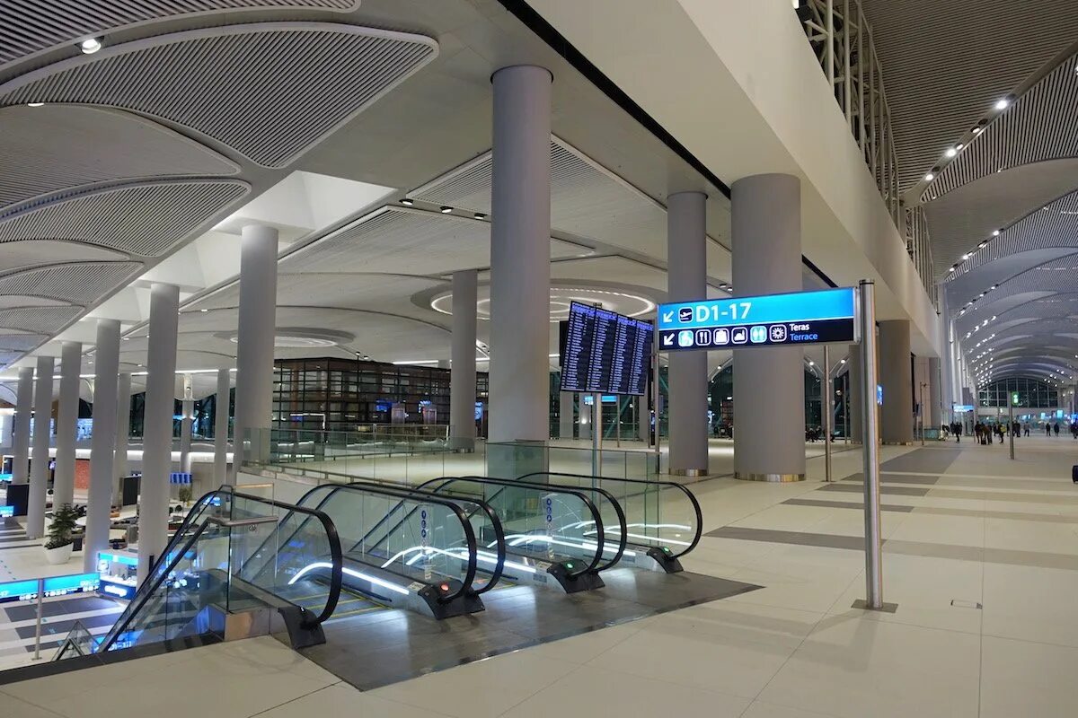 Стамбул аэропорт сколько до центра. Аэропорт Havalimani Стамбул. Стамбул новый аэропорт ist. Аэропорт Ататюрк Стамбул внутри. Вена аэропорт Швехат.