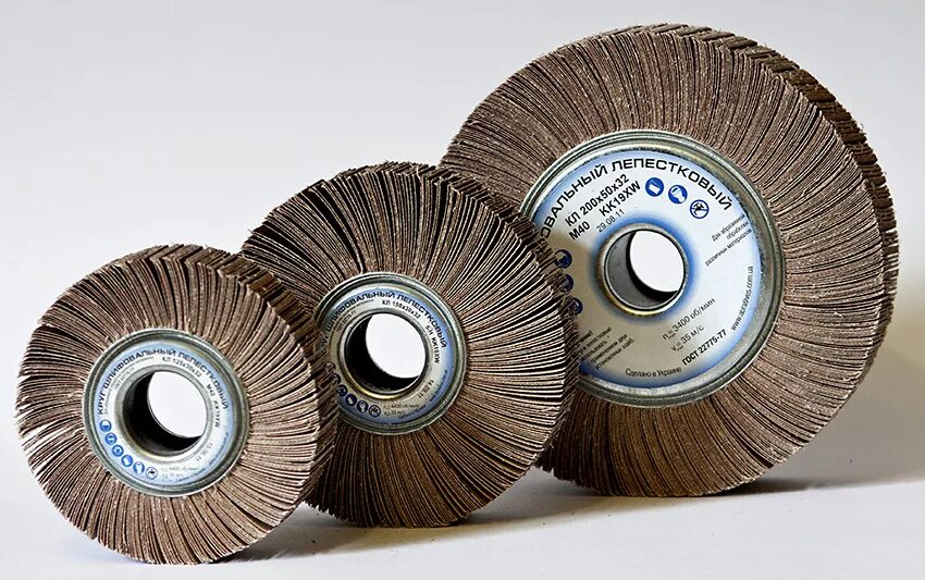 Круг лепестковый полировальный практика 125. Круг лепестковый торцевой клт-2 а60 125х22. Лепестковые диски по дереву. Диск зачистной лепестковый по металлу 125. Круг лепестковый торцевой (125х22.