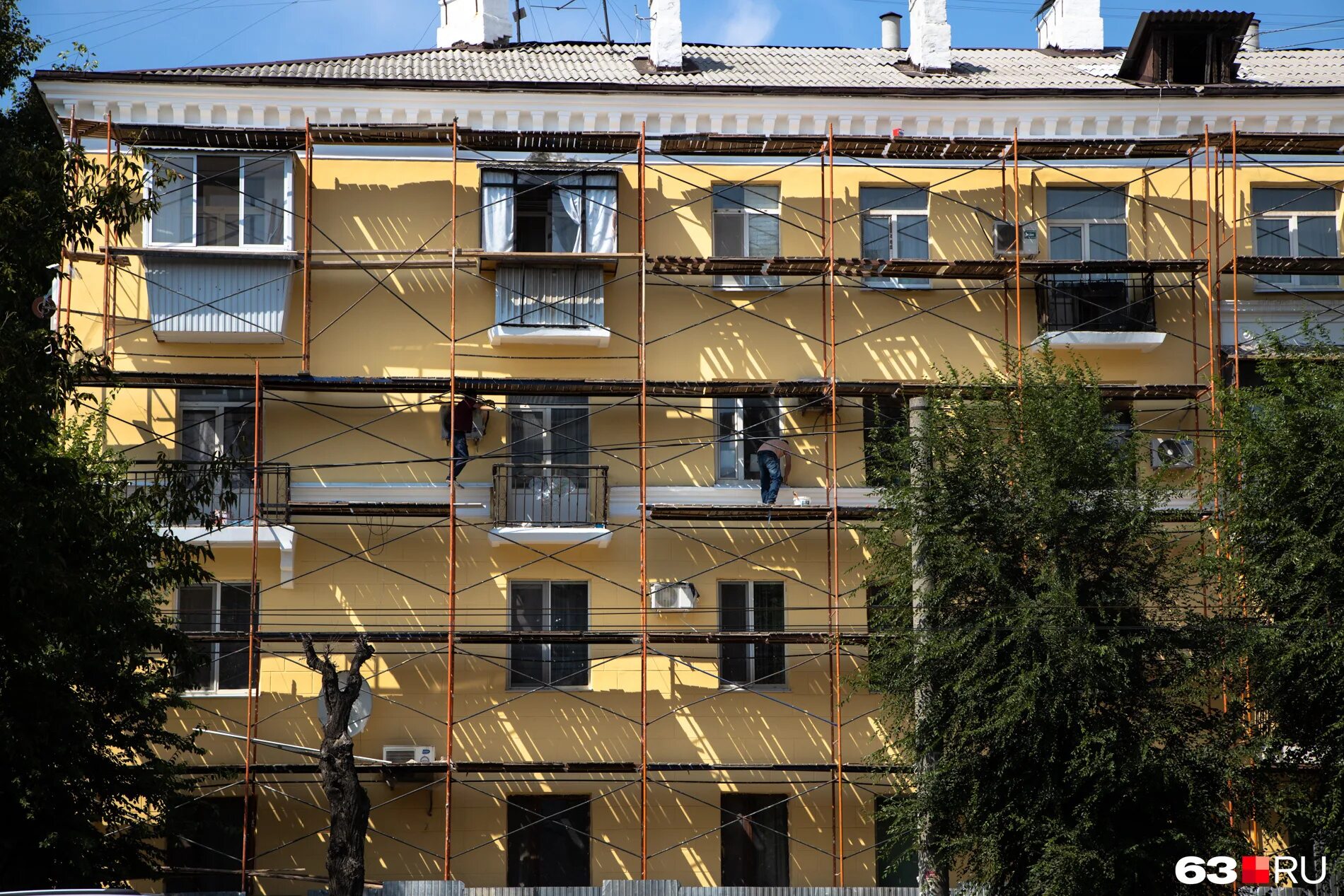 красивые интерьеры квартир. самара хрущевки. ремонты самарская область. фотообои для зала. ремонты самарская область.