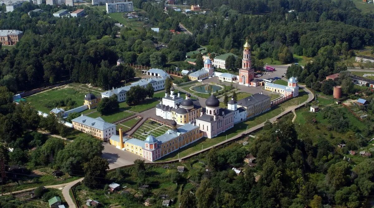 Вознесенская давидова пустынь. Давидово вознесенская пустынь. Новый быт монастырь давидова пустынь. Давидова пустынь чехов. Вознесенская давидова пустынь лебеди.