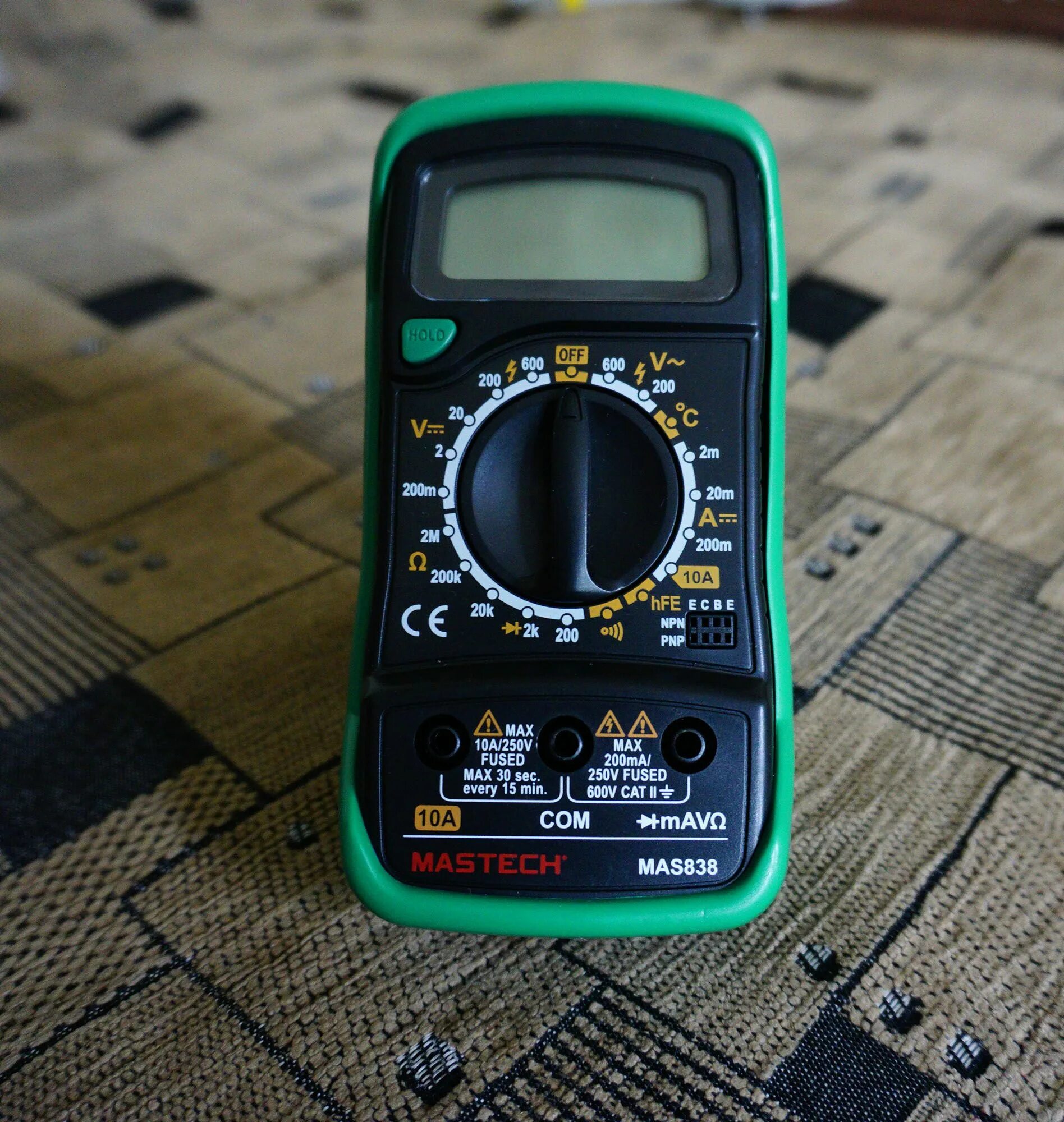 Как пользоваться мультиметром mastech. Mas838, мультиметр цифровой. мультиметр портативный mas838. цифровой мультиметр mastech mas838 57762. мультиметр мастеч мас 838.