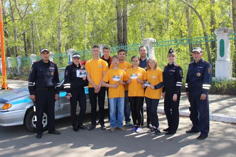 Сотрудников гаи черемхово. Дпс черемхово. Начальник гаи черемхово. Черемховское гаи сотрудники. Сотрудники гибдд черемхово.