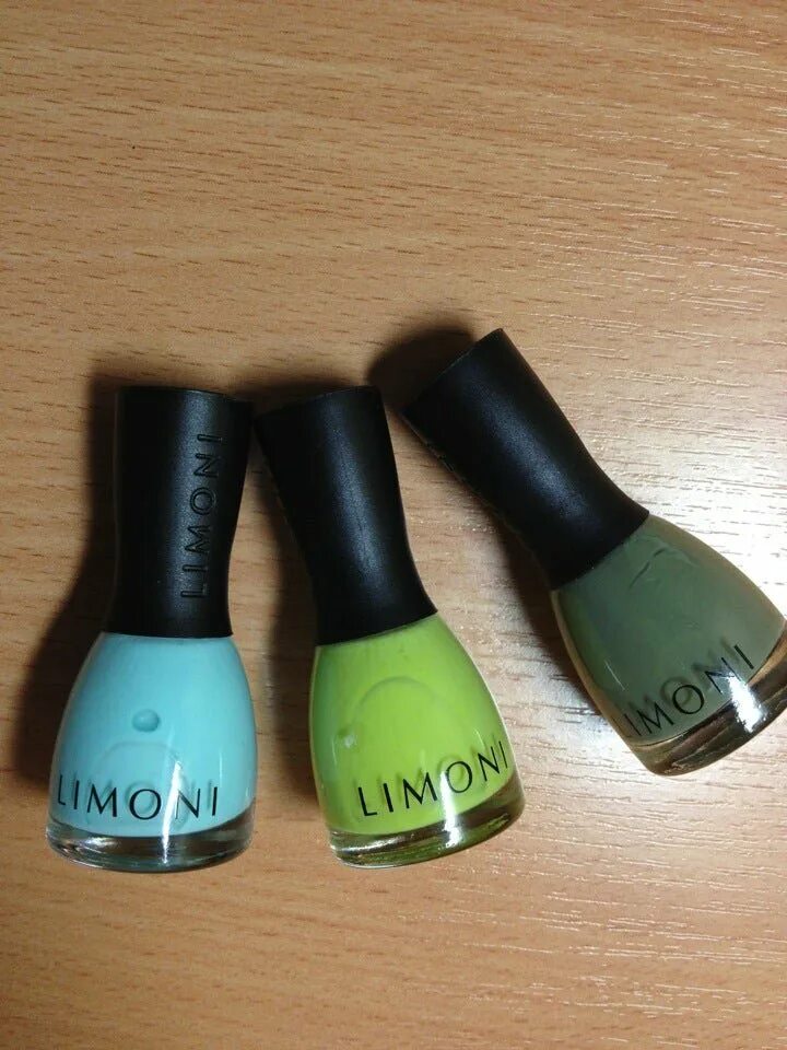 Лидер ирбит. Улица горького ирбит. Реклама страховой компании. Магазин лидер ирбит. Астро волга логотип.