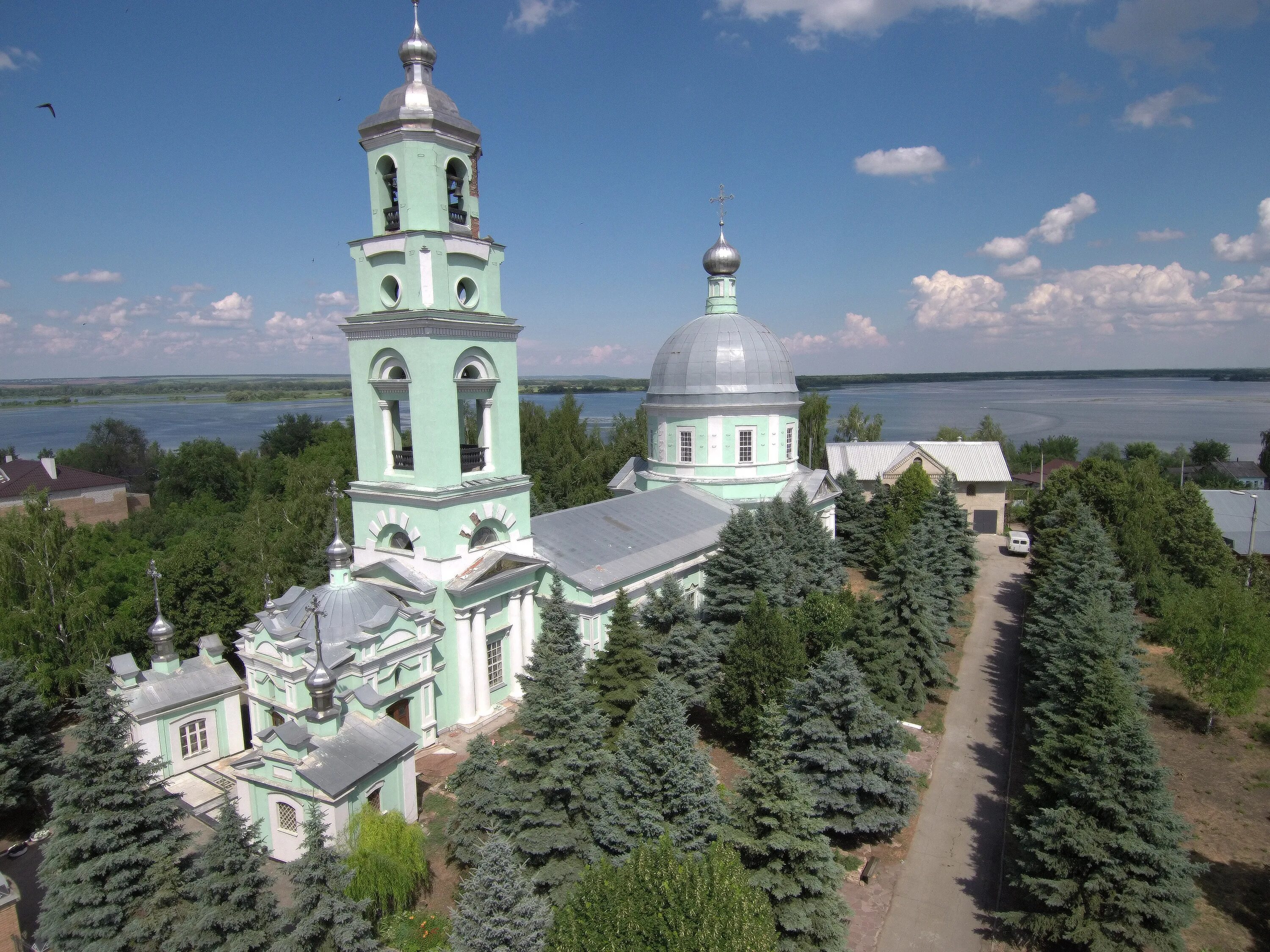 Село екатериновка безенчукского района. Храм в Екатериновке Безенчукского района. Село Екатериновка Самарская область. Екатериновка Безенчукский район. Екатериновка Самарская область Самара.