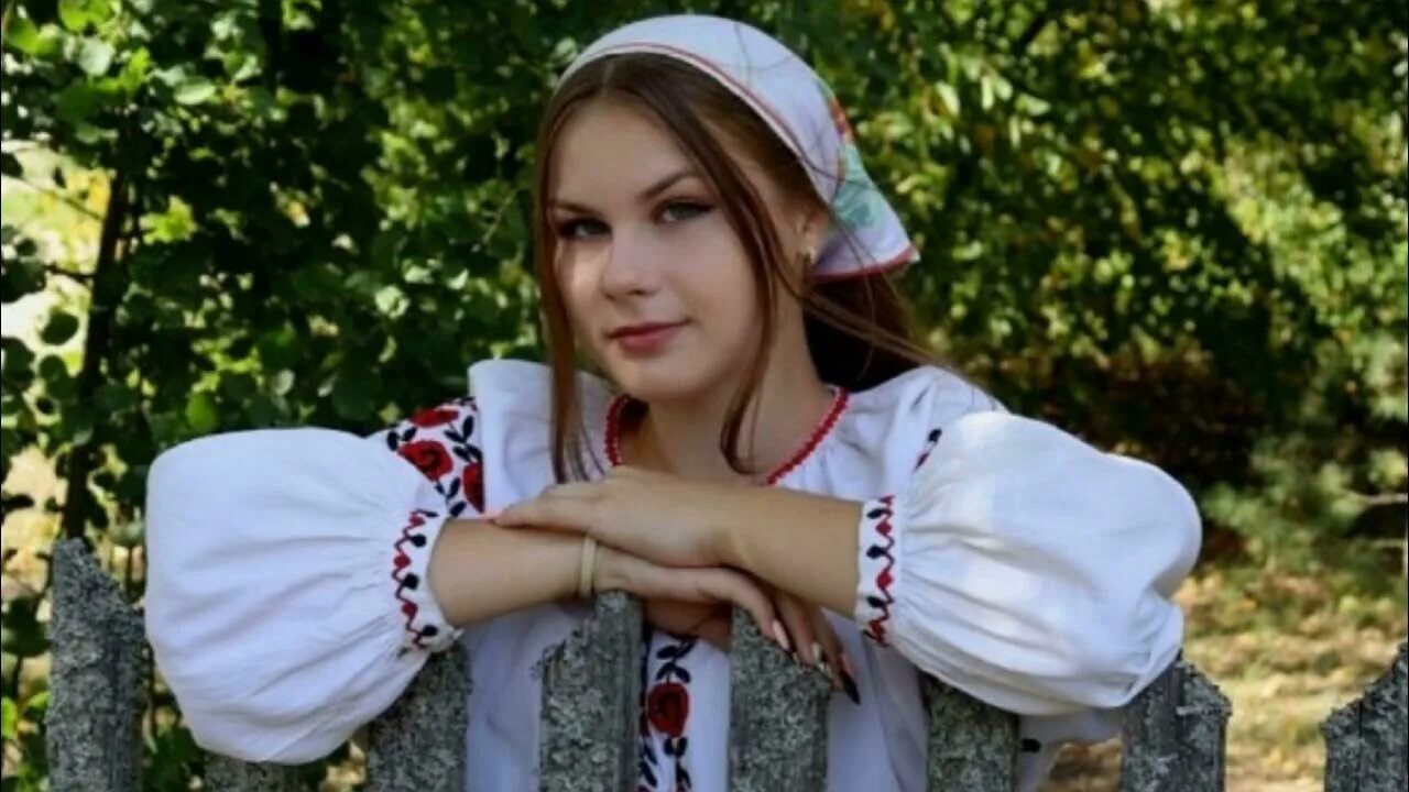 Самые красивые русские девушки. Русские девушки современные. Красотки из деревни.