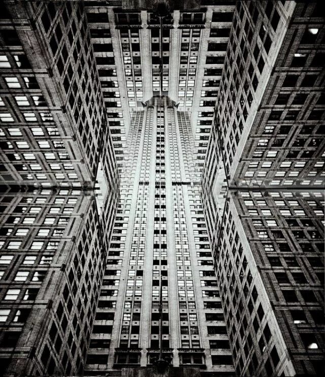 Digital 03. Концептуальная фотосессия в городе. Концептуальные фото в городе. Черный небоскрёб Манхэттен. Фра́ктальность современной архитектуры.