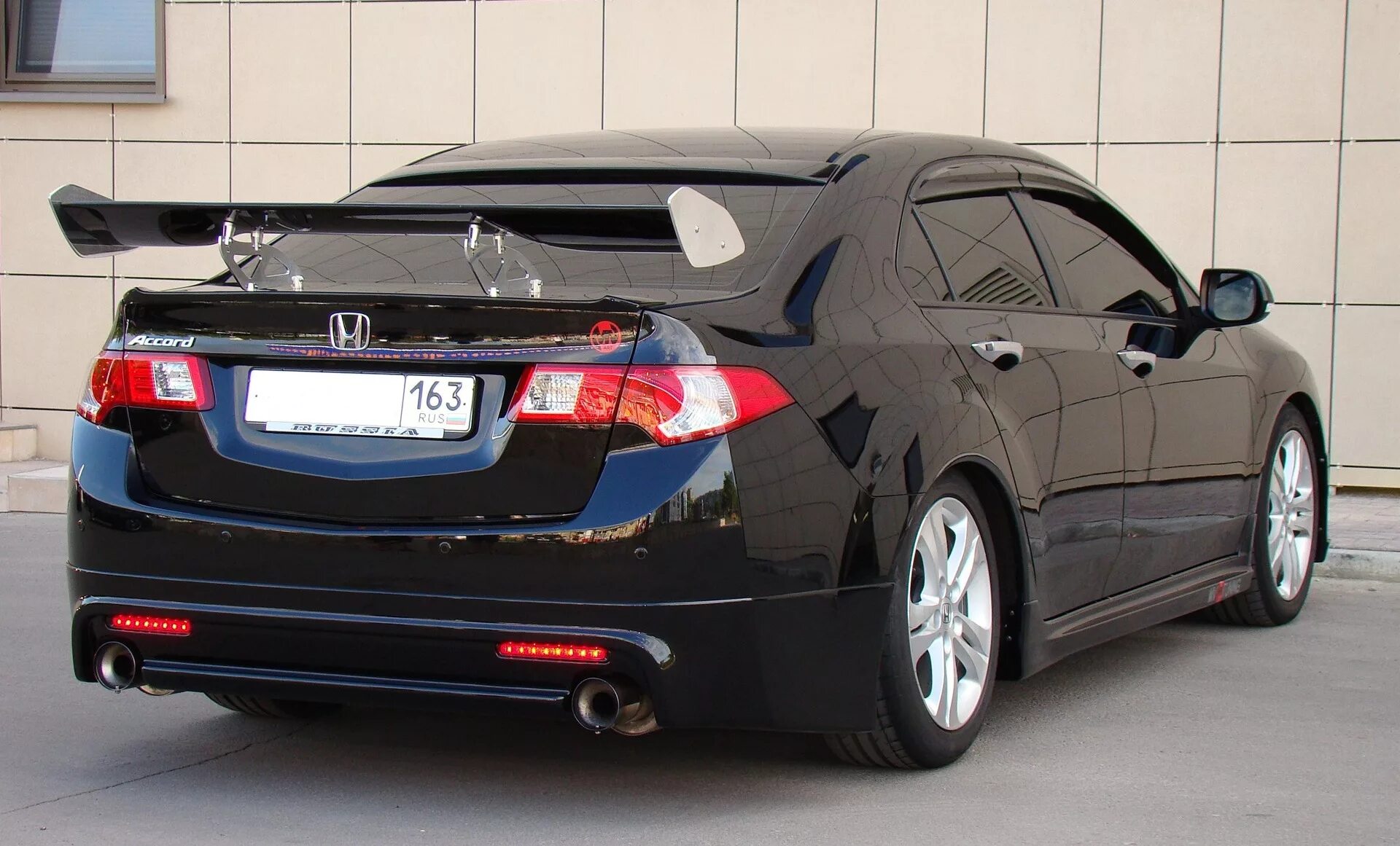 Аккорд задний бампер. Хонда аккорд 8 mugen. honda accord mugen 2008. хонда аккорд 8 мюген. honda accord 2008 обвес.