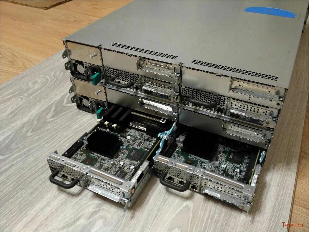 Тесте сервер. Dell POWEREDGE c6100. Dell POWEREDGE c6100 24xsff. Dell POWEREDGE c6100 Server. Делл 6100.