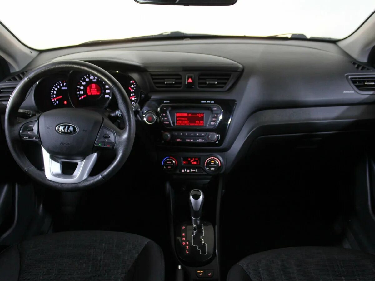 Когда нужно менять киа рио. Kia Rio 4 Speed 3. Kia Rio 6 Speed 3. Киа Рио 4 Speed хэтчбек. Kia Rio 4-Speed, 2013.