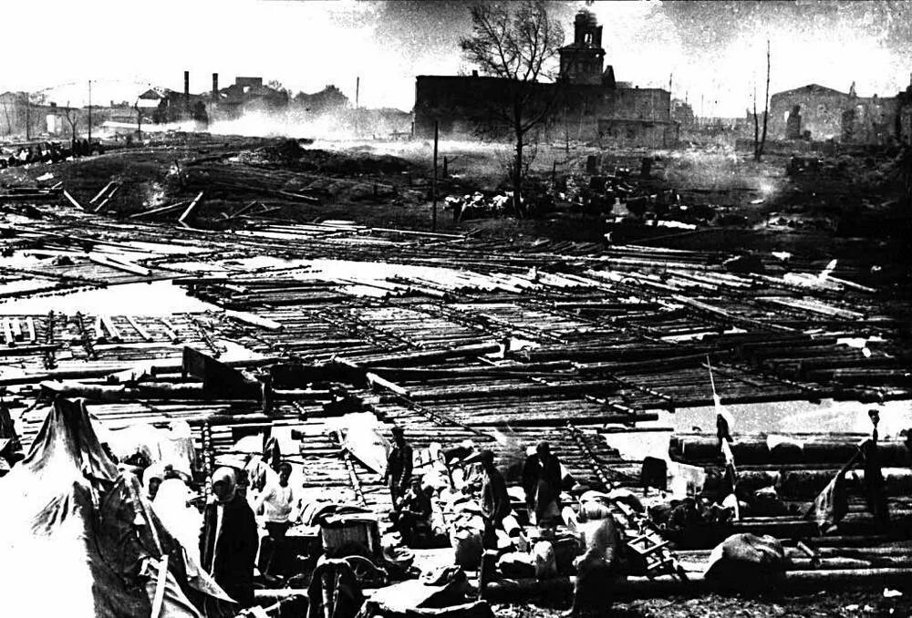 Город после пожара. Котельнич пожар 1926. котельнич после пожара. котельнич 1926. котельнич 1926 до пожара.