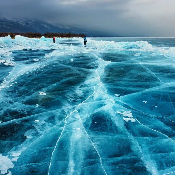 Холодный восток. Холодное море. Лед. Зимний океан. Ледяной пол.