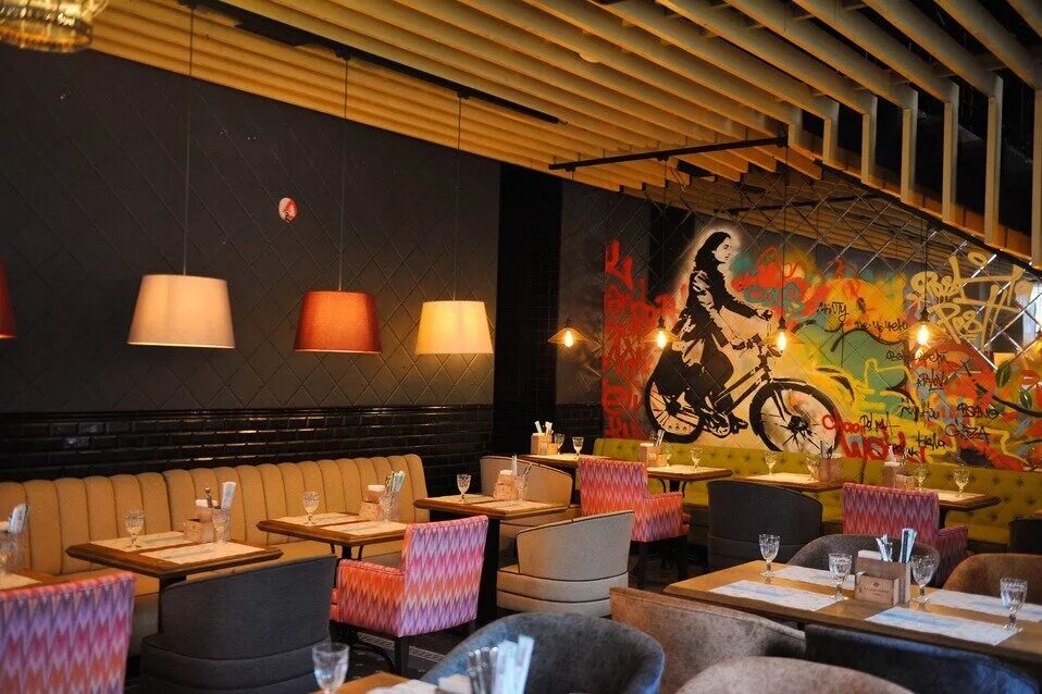 харчо в ресторане. кафе бар в питере. филадельфия невский 92. кафе и рестораны на димитрова. Italiani невский 65.